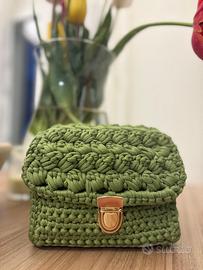 Pochette Verde Militare fatta a mano