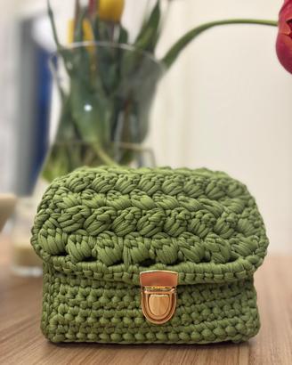 Pochette Verde Militare fatta a mano