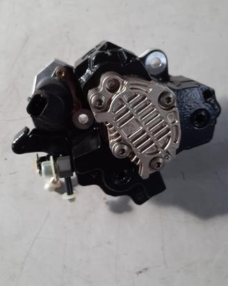 MINI COOPER ONE 1.4 R50 DIESEL - BOSH POMPA A INIE