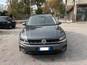 Volkswagen Tiguan 2.0 TDI SCR DSG Business BlueMot