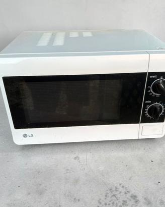 Forno a microonde LG funzionante – piatto girevole