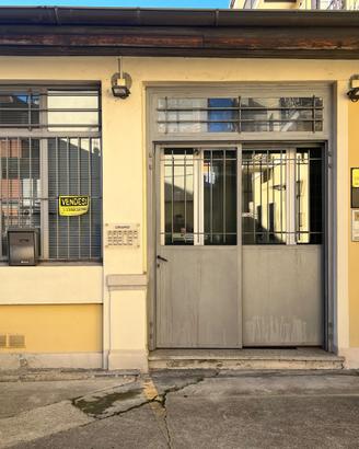 200 mq al piano terra - Ex studio dentistico