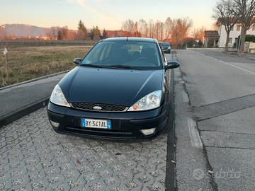 FORD Focus 1ª serie - 2001