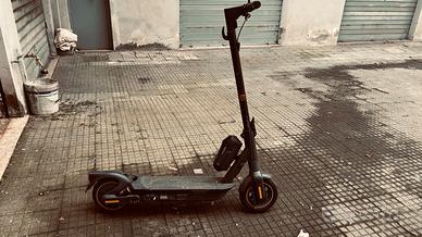 Monopattino  Ninebot-Segway G2 Max