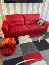 Divano rosso
