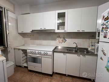 Cucina come nuova bianca