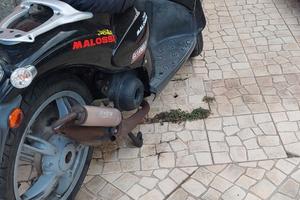 Aprilia Scarabeo 50 - 2010