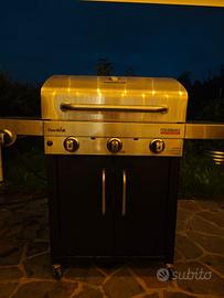 Barbecue Char Broil a gas