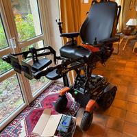 Sedia a rotelle elettrica