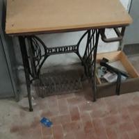 tavolino originale singer