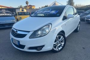 Opel Corsa 1.2 80CV 5 porte GPL-TECH Sport