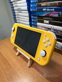Nintendo Switch Lite Gialla + Custodia  ‼️
