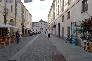Magazzino centro storico Venaria Reale 