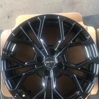 Cerchi GMP 18” neri lucidi