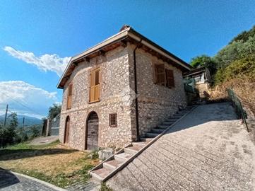 CASA INDIPENDENTE A OLEVANO ROMANO