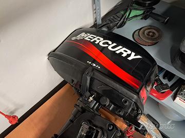 Motore fuoribordo Mercury 4