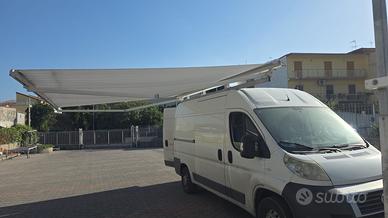 Tenda da sole a braccio