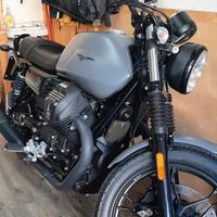 Moto Guzzi V7 III Stone Abs