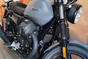Moto Guzzi V7 III Stone Abs
