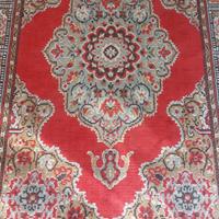 Tappeto persiano annodato a mano