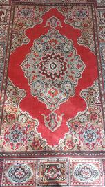 Tappeto persiano annodato a mano