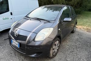Toyota Yaris 1.3 5 porte ! Motore ROTTO !