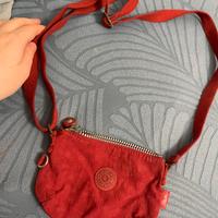 Borsetta piccola rossa e unisex per ragazzini