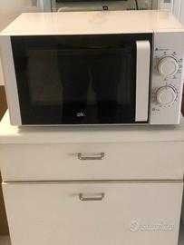 Bel FORNO MICRONDE marca tedesca:”OK”.