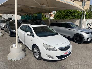 Opel Astra 1.7 CDTI 125CV Tetto apribile e gancio