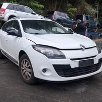 RENAULT MEGANE 20011 SOLO PER RICAMBI