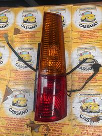 FARO POSTERIORE DESTRO SUZUKI IGNIS ANNO:2002