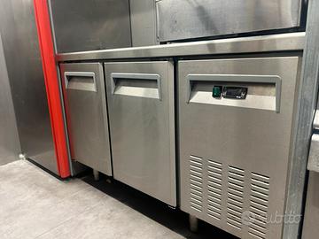 Tavolo frigo 2 ante hot class