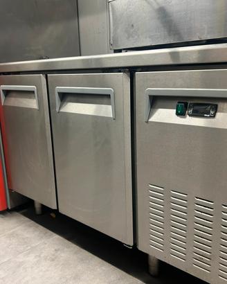 Tavolo frigo 2 ante hot class