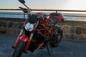Ducati streetfighter 848
