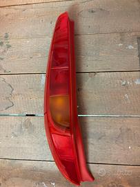 Faro posteriore Sx Fiat Punto 188