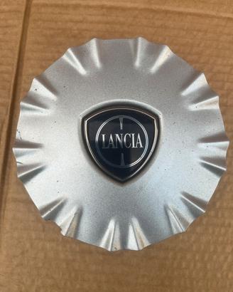 Coppette copri cerchi in lega lancia Musa 2009