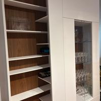 Vetrina liquori Caccaro laccato bianco e noce