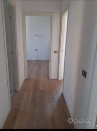 Privato vende quadrilocale