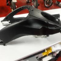 Forcellone NERO SUZUKI GSXR 1000 K9