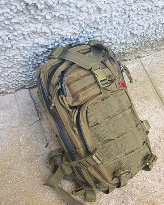 Zaino tipo militare