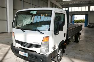 Nissan Cabstar Autocarro cassone fisso