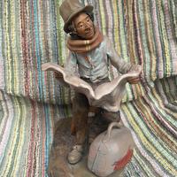 antica statuetta in ceramica di caltagirone