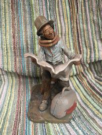 antica statuetta in ceramica di caltagirone