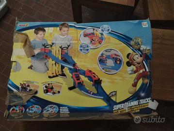 Mickey and the Roadster racers