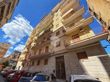 4 LOCALI A PALERMO