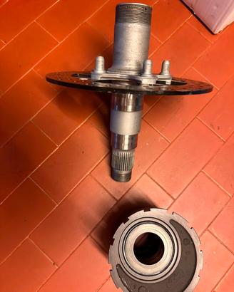 Mozzo e Perno  Ruota KTM Super Duke 1290