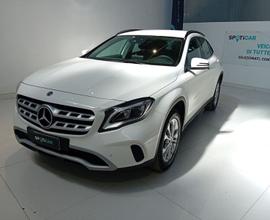 Mercedes-Benz GLA 200 d Automatic Business Extra