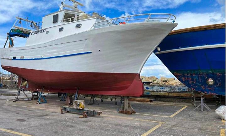 Peschereccio strascico Lunghezza 16.03m