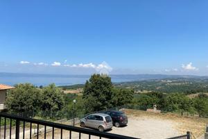 3 LOCALI A MONTEFIASCONE