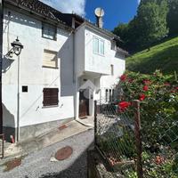 CASA SEMINDIPENDENTE A RIGOLATO